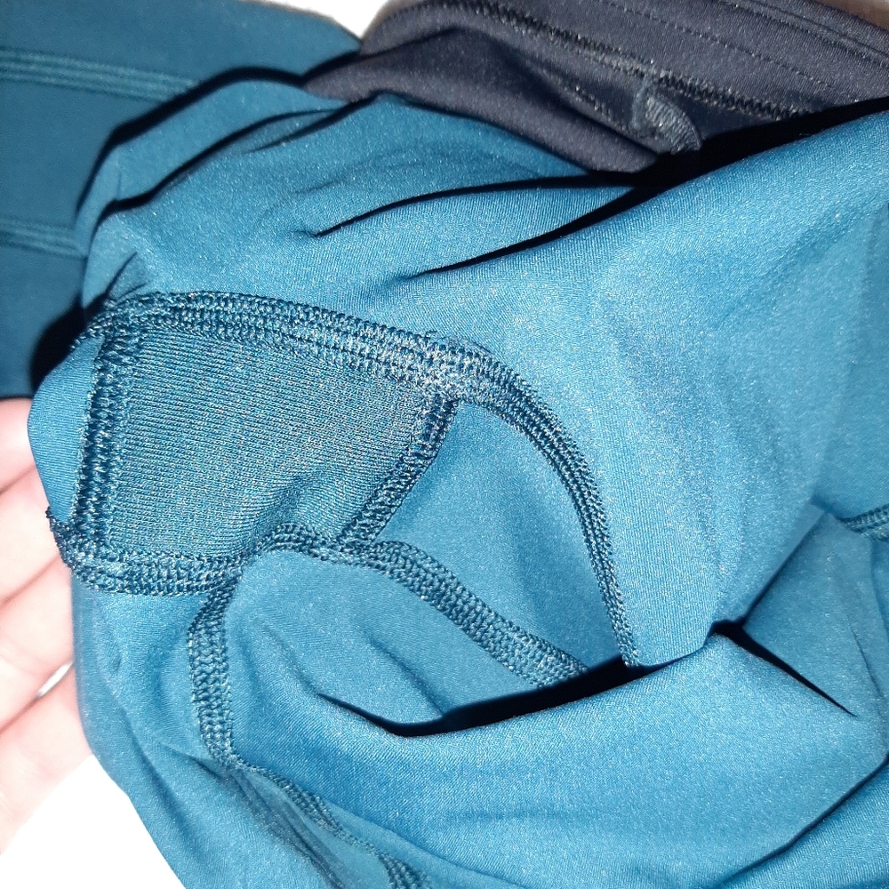Lululemon Run the Day Submarine Capri Pants Sz 4 - Picture 8 of 11